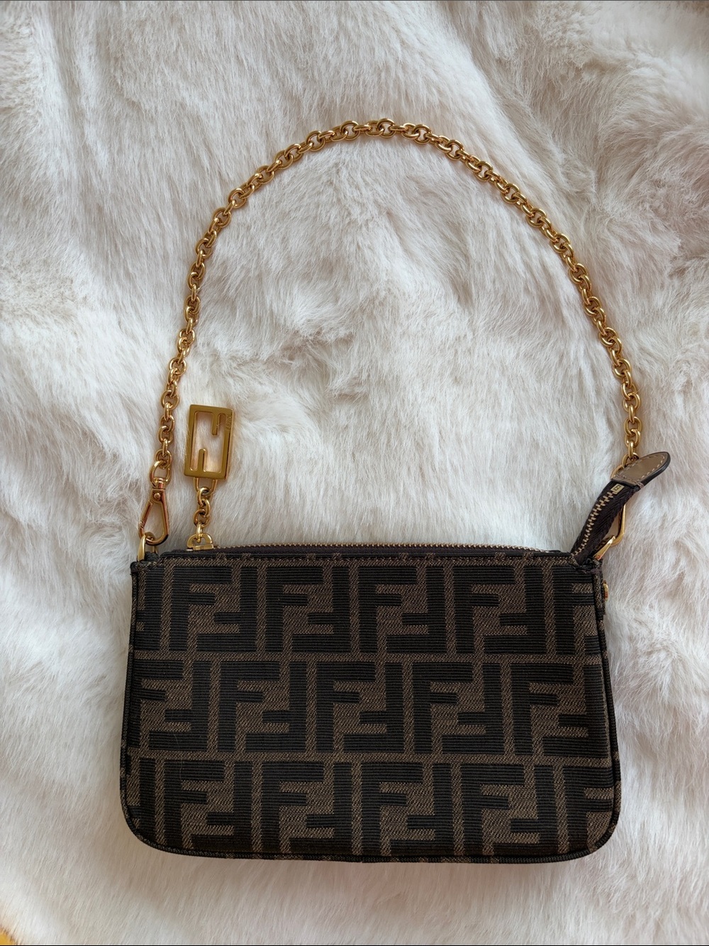 100% AUTHENTIC Fendi purse - Picture 3 of 17